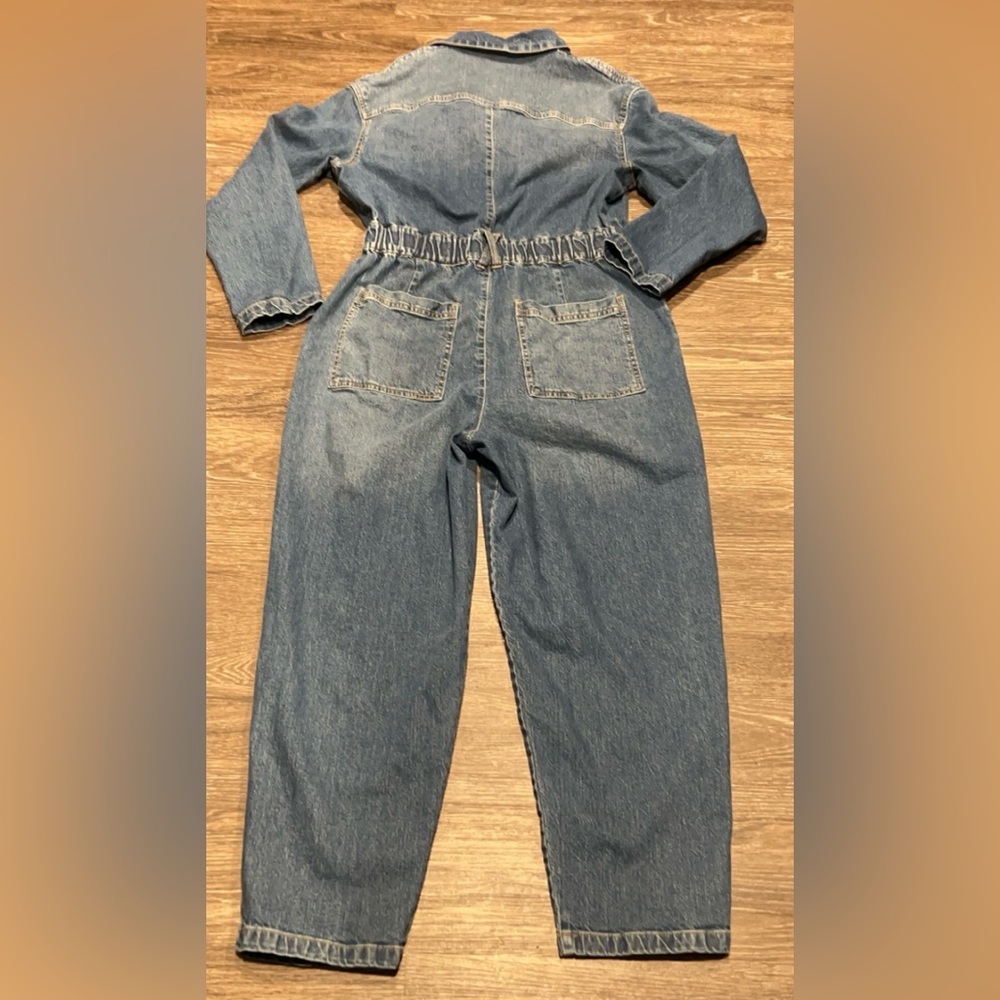 CLOSET CLEAN OUT! Universal Thread Denim Jumpsuit Size L (Size 10) - Picture 5 of 6